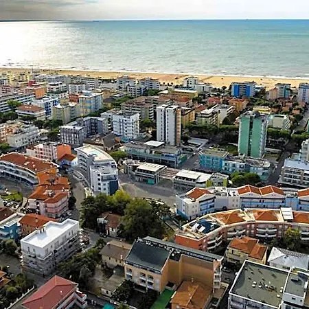 Hotel Lovely Flat Close To The Beach-beahost 3*